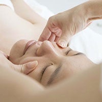 小顔だけじゃない韓国発祥コルギマッサージ（骨気）の効果