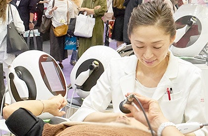 美容医療技術を応用した 次世代型トリートメント　「プラズマ フェイシャル」