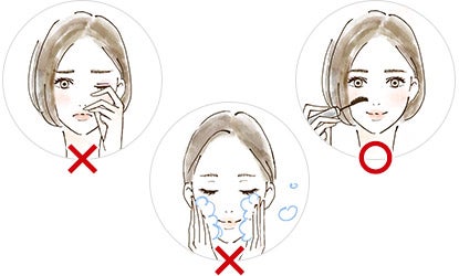 目を擦ったり、まつげに触る行為を極力控え、ブラシなどで整える