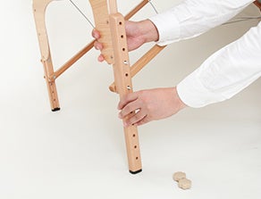 お好きな高さに合わせ脚パーツを戻します。