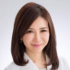 しのぶ皮膚科院長 皮膚科医 蘇原しのぶ先生
