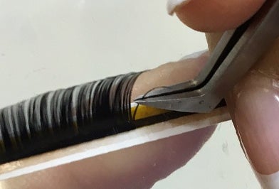 STEP1 fan（エクステの束）の本数を見極める!!
