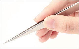掴みやすさを追求し微調整した柔らかなバネ